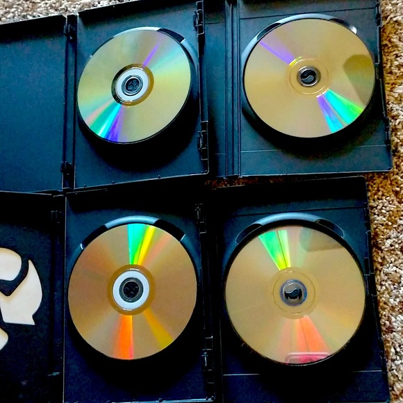 Russell Crowe DVD action movies - Picture 4 of 4